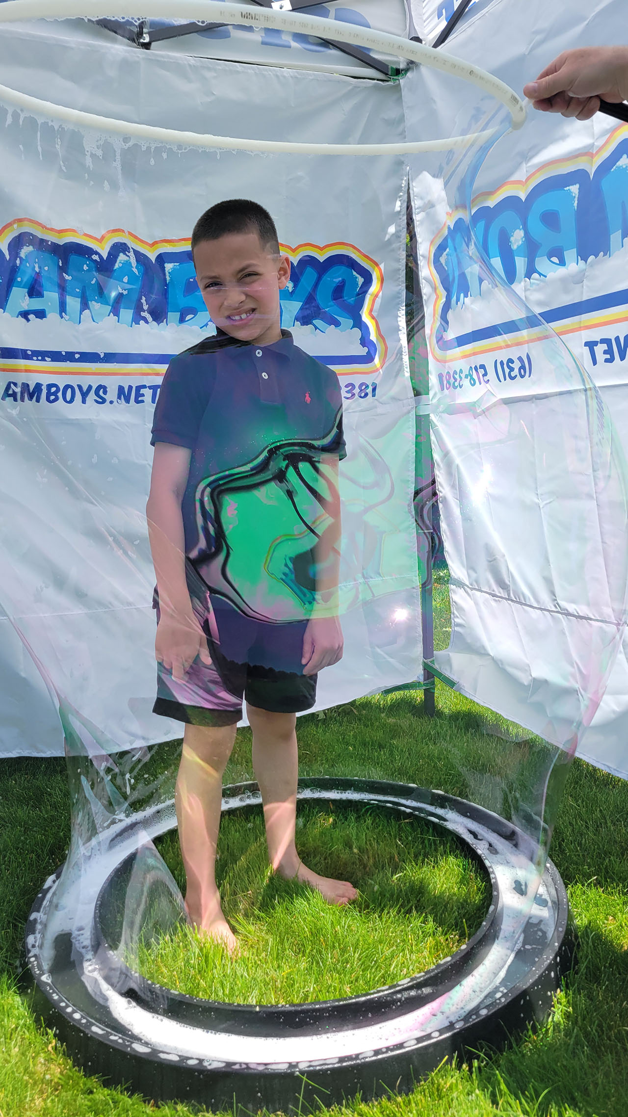 kid-in-a-bubble-foamboys